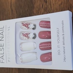 Christmas Theme Gnome Nails